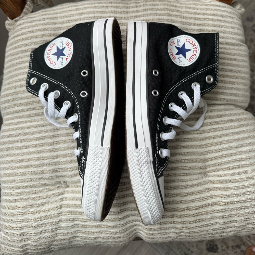 Converse Classic Black and White High-Tops - Picture 3 of 7